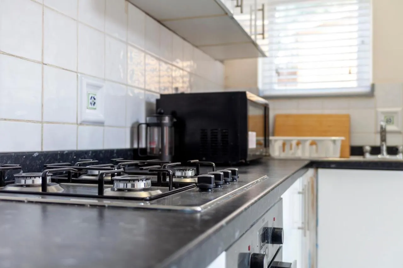 Highlands Gardens Suites Ilford