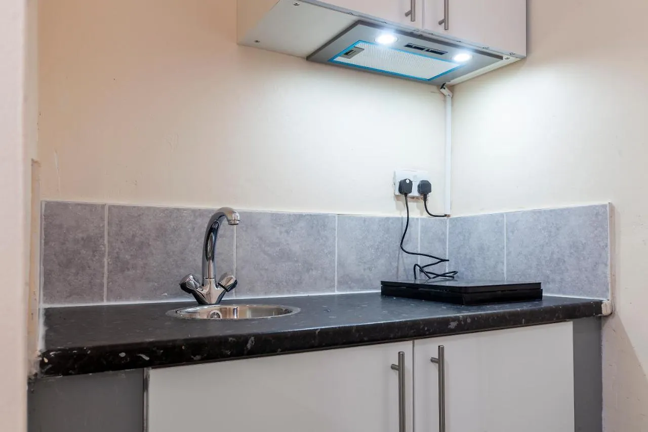 Highlands Gardens Suites Ilford